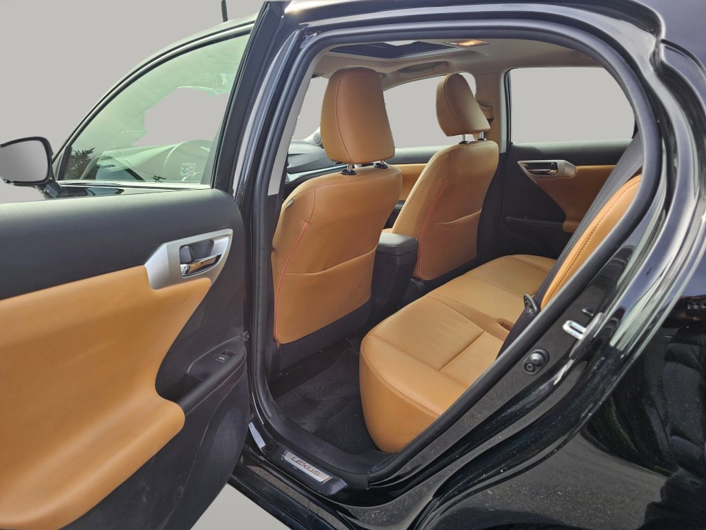 Used 2012 Lexus CT 200h Premium w/ Premium Audio Pkg image 22