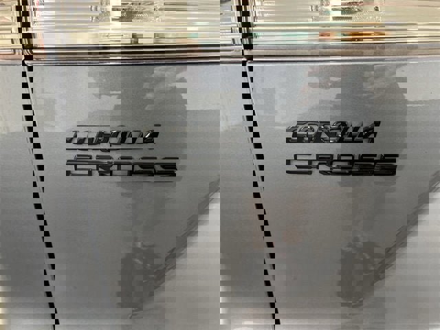 Used 2023 Toyota Corolla Cross LE image 32