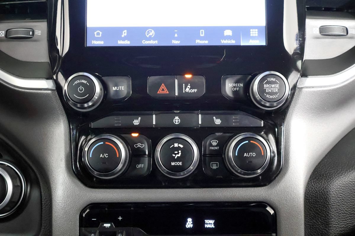 Used 2023 RAM 1500 Big Horn AWD/4WD image 32