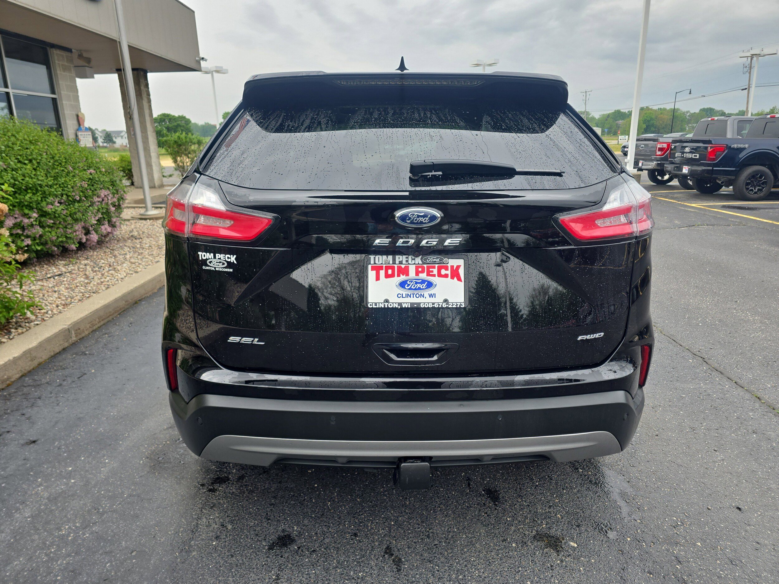 Used 2024 Ford Edge SEL w/ Convenience Package AWD/4WD image 7
