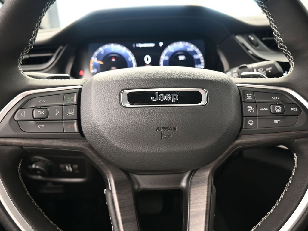 New 2026 Jeep Grand Cherokee Limited RWD image 26