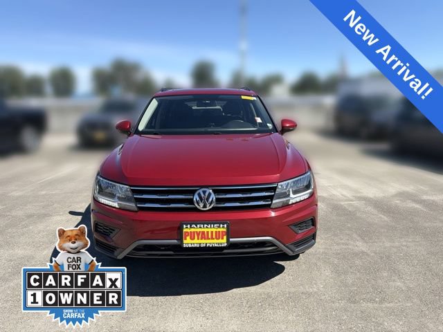 Used 2020 Volkswagen Tiguan SE w/ Panoramic Sunroof Package AWD/4WD image 3