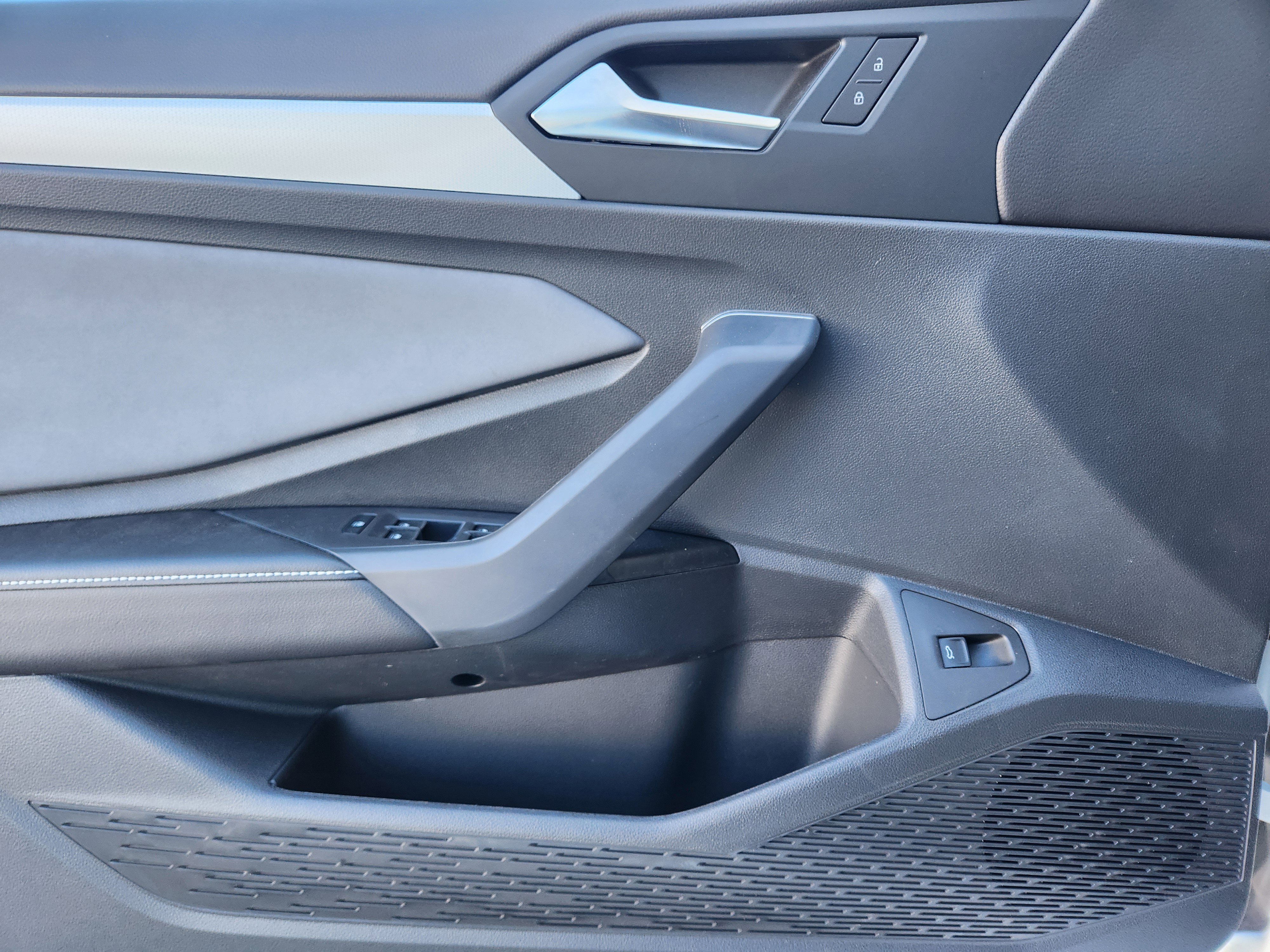 New 2026 Volkswagen Jetta SE image 16