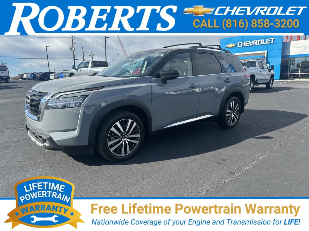 Used 2022 Nissan Pathfinder Platinum w/ Lighting Package (N92)