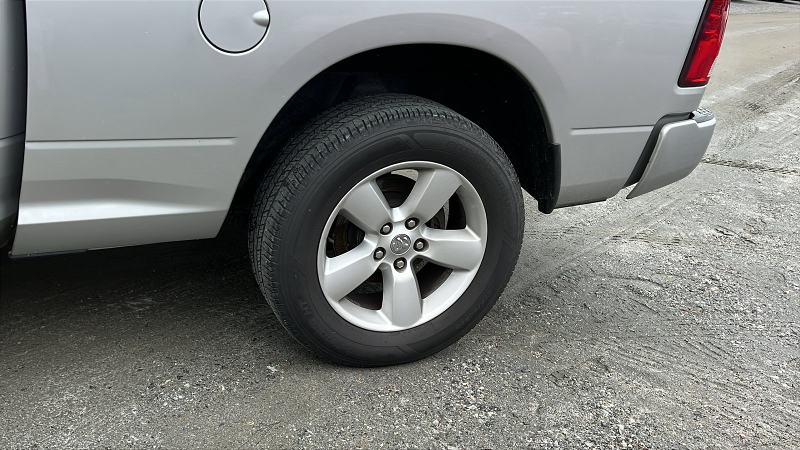 Used 2014 RAM 1500 Express image 12