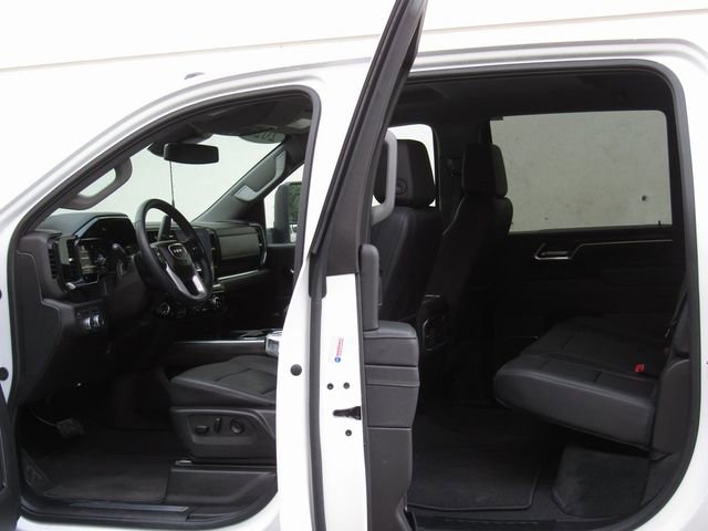 Used 2025 GMC Sierra 2500 SLT w/ SLT Premium Package AWD/4WD image 19
