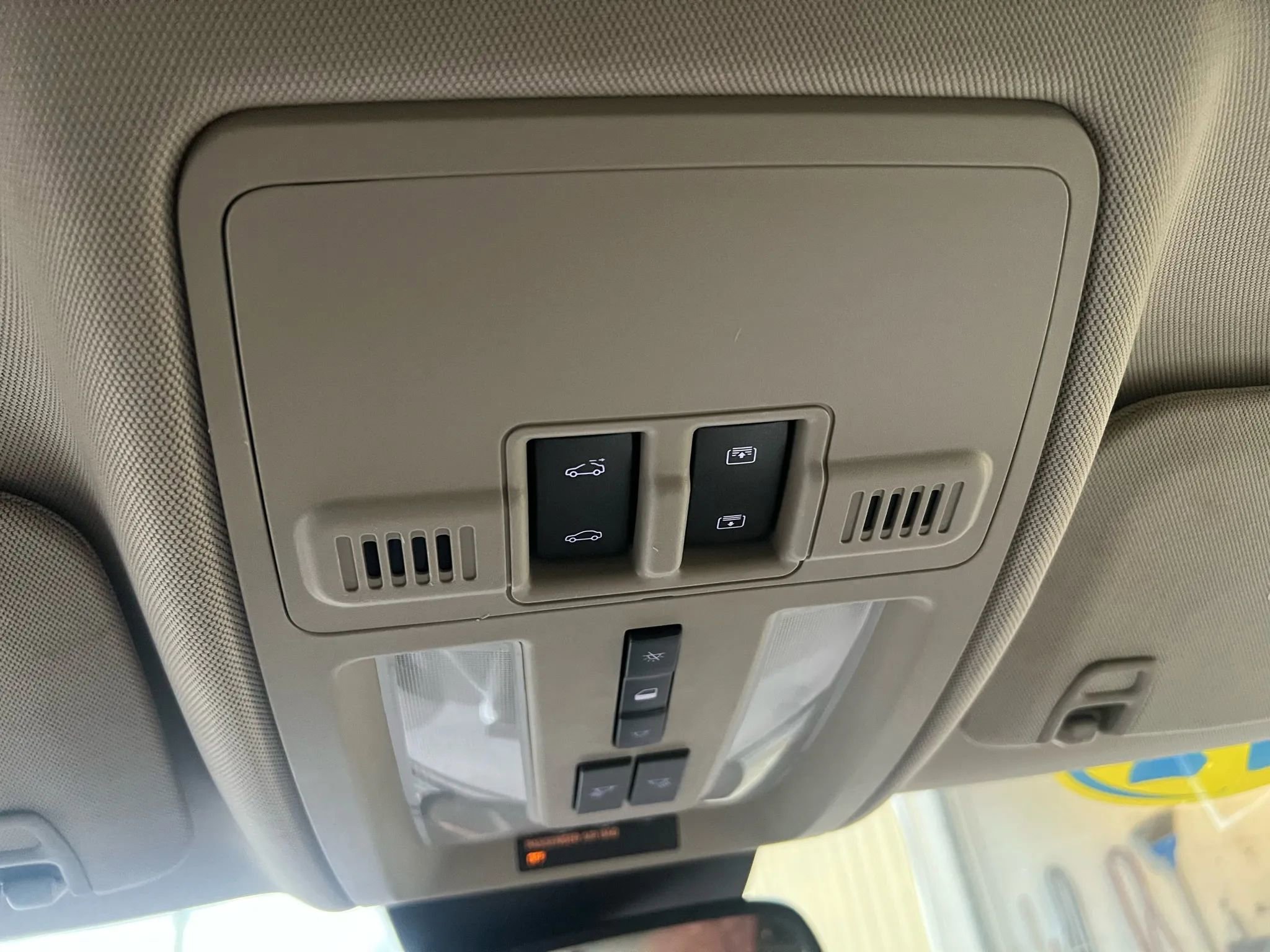 Used 2012 Cadillac SRX Luxury FWD image 14