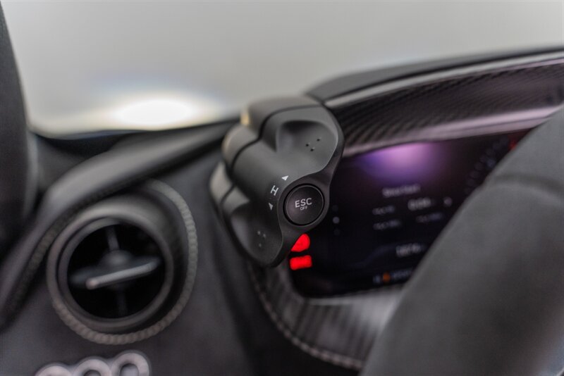 Used 2024 McLaren 750S Spider RWD image 89