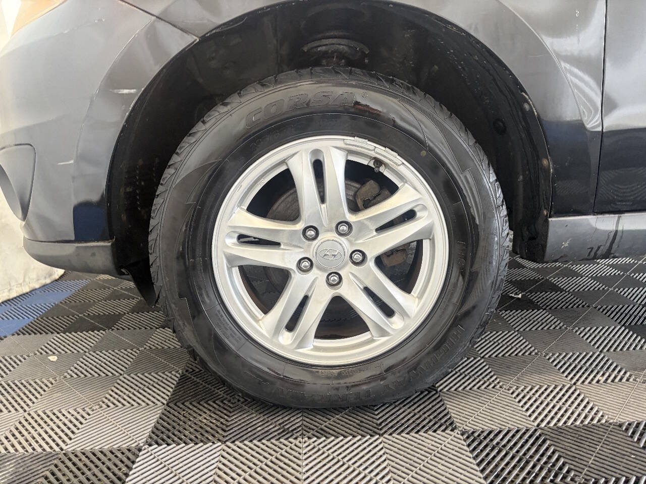 Used 2011 Hyundai Santa Fe GLS AWD/4WD image 25