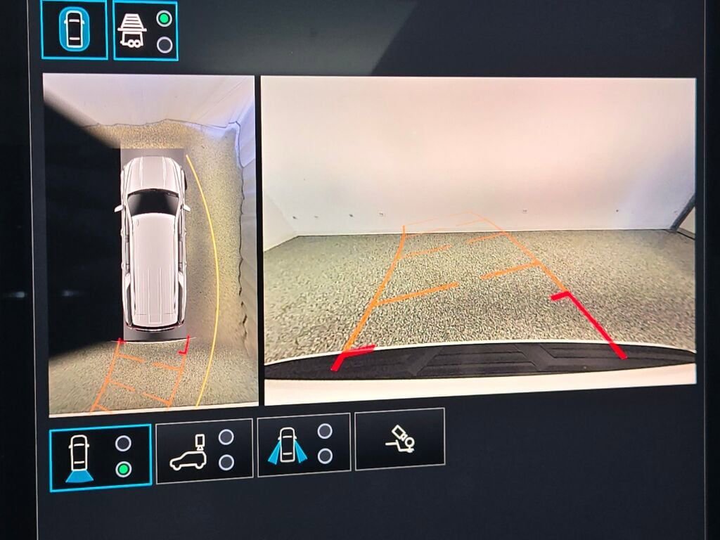 New 2026 GMC Yukon XL Elevation w/ Elevation Premium Package image 34