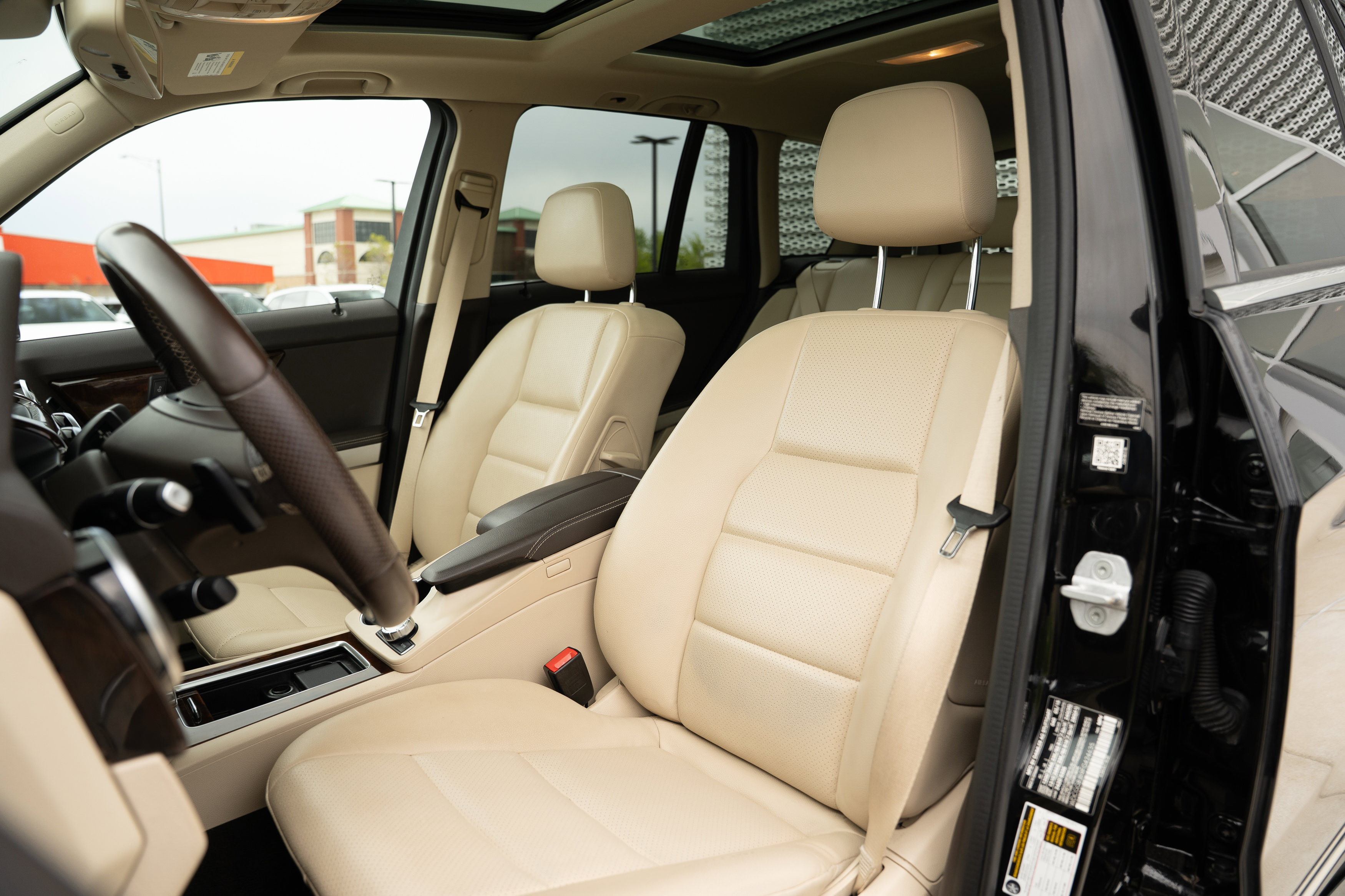 Used 2015 Mercedes-Benz GLK 350 4MATIC image 21