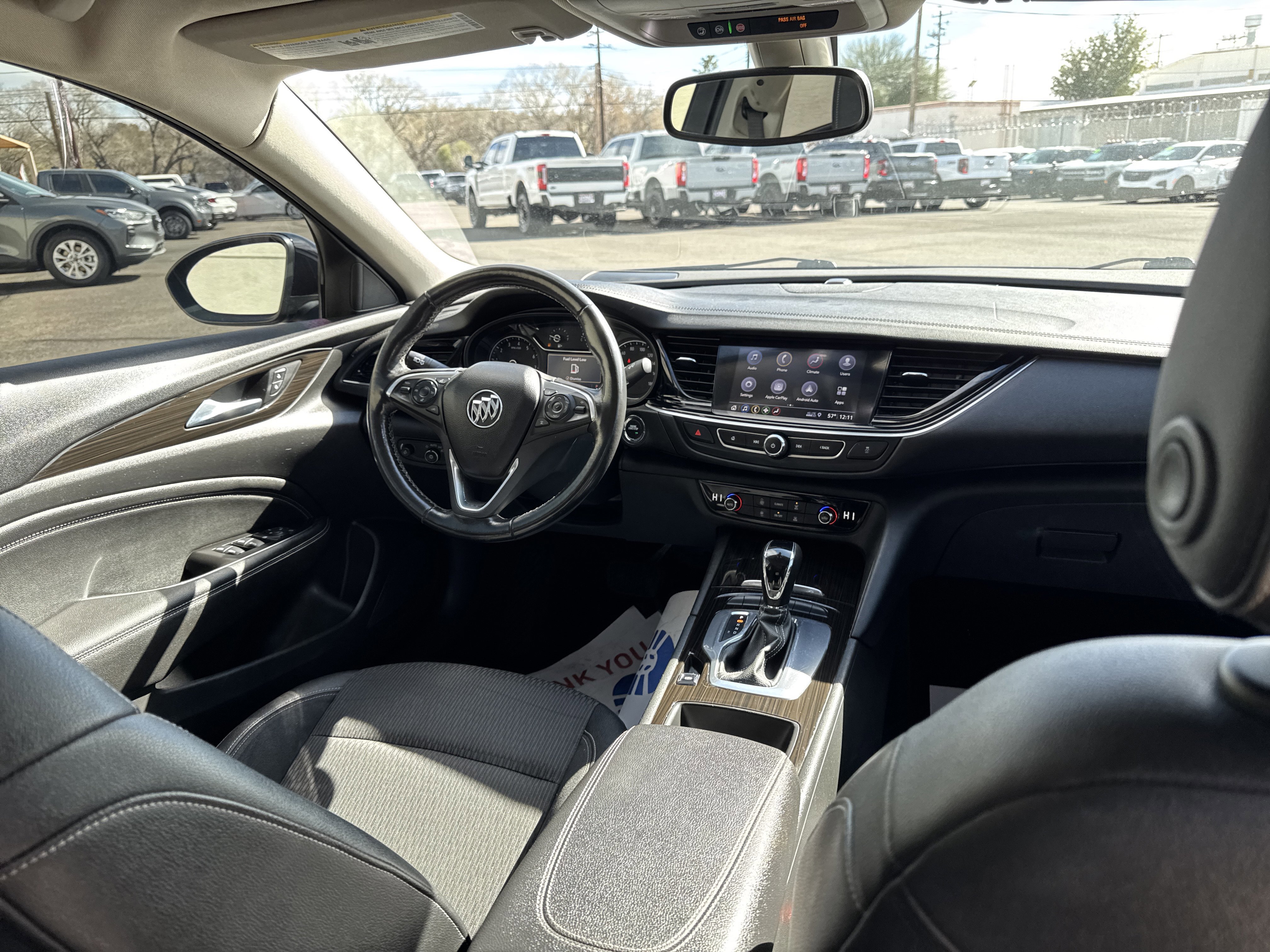 Used 2018 Buick Regal Preferred image 13