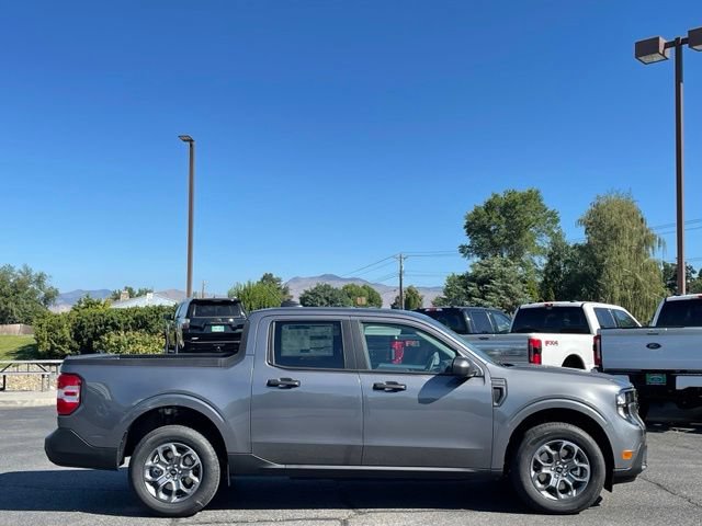 New 2026 Ford Maverick XLT w/ Equipment Group 301A AWD/4WD image 2