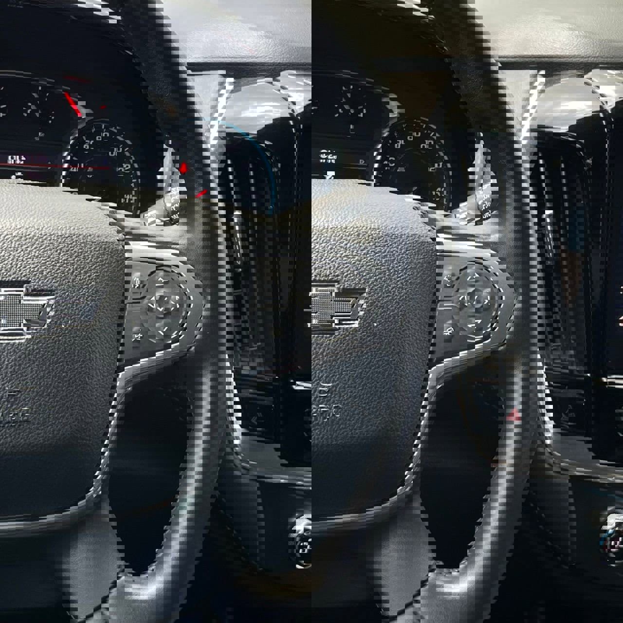 Used 2020 Chevrolet Traverse RS image 15