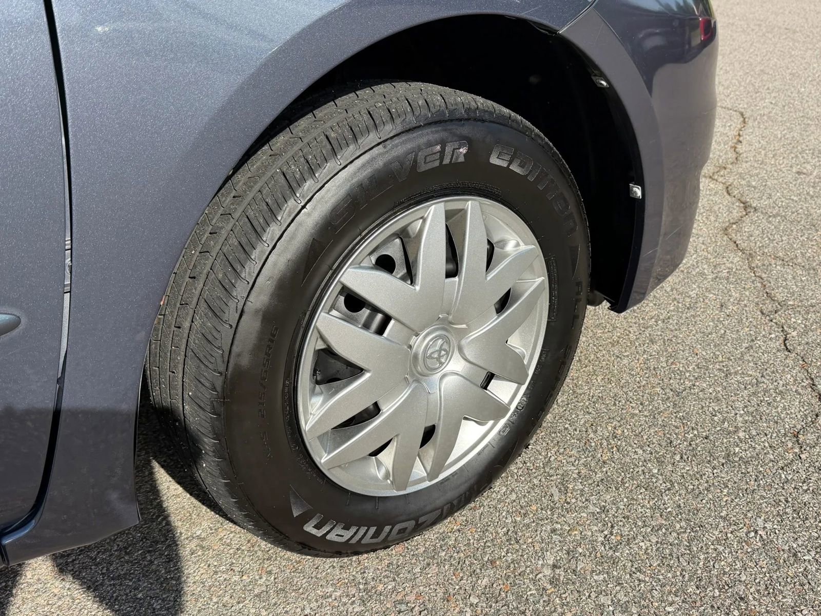 Used 2008 Toyota Sienna LE FWD image 35