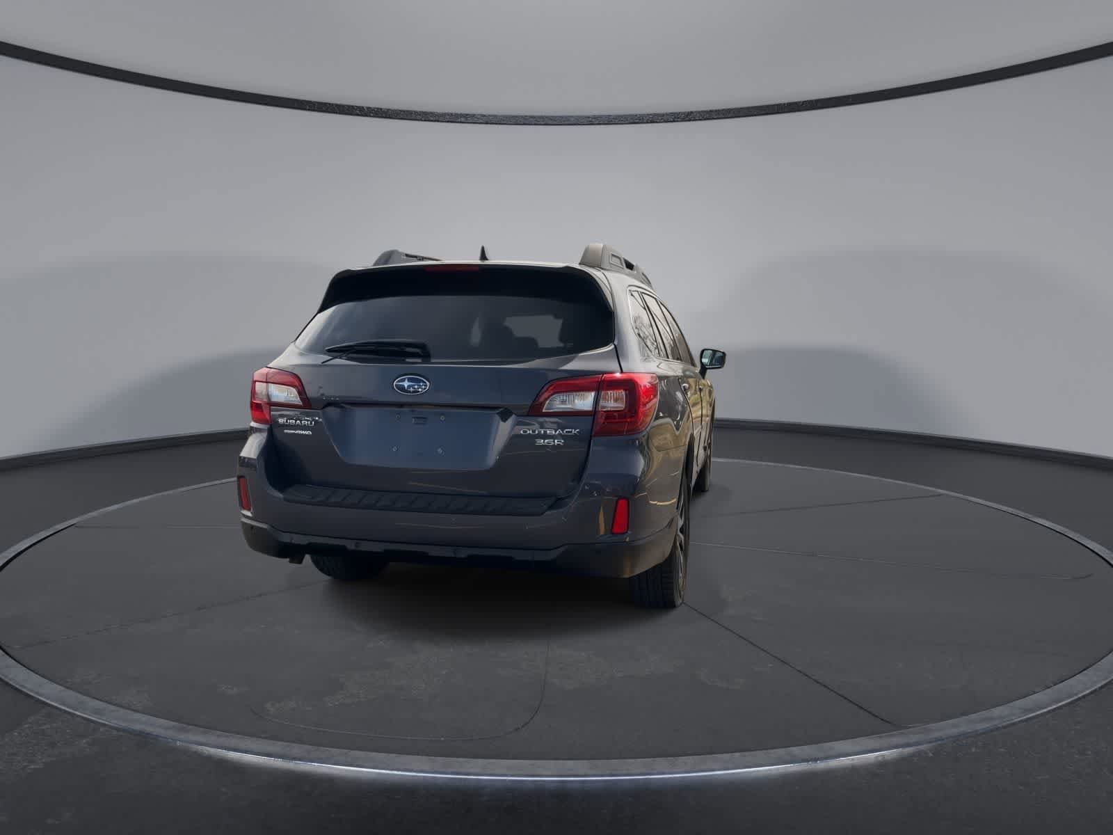 Used 2017 Subaru Outback 3.6R Limited image 7