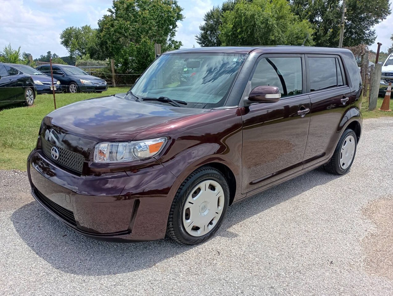Used 2008 Scion xB FWD image 2