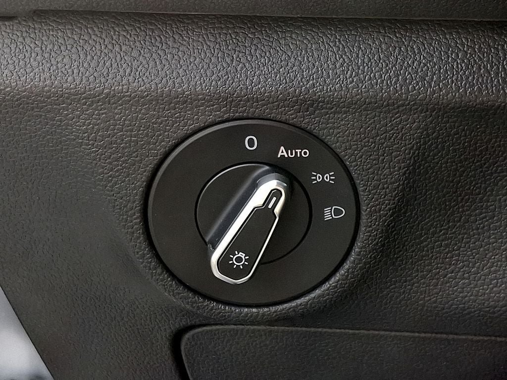 Certified 2023 Volkswagen Jetta S FWD image 24