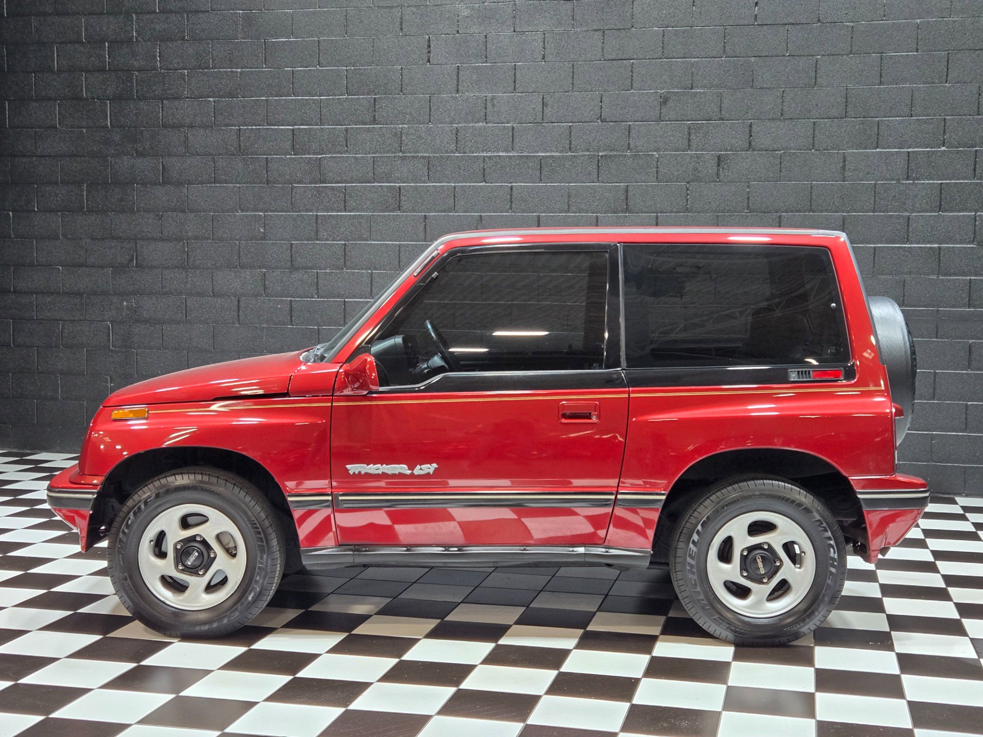 Used 1995 Geo Tracker Lsi AWD/4WD image 2