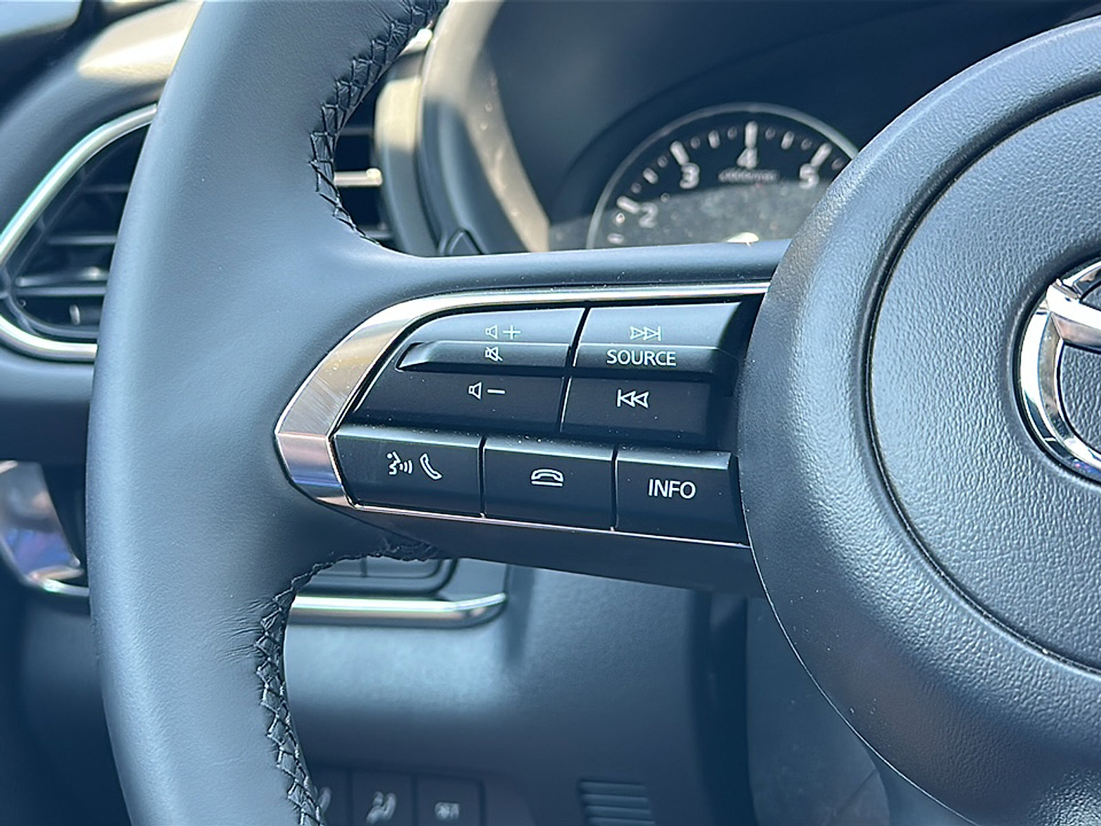 New 2025 MAZDA CX-30 AWD 2.5 S w/ Preferred Package image 19