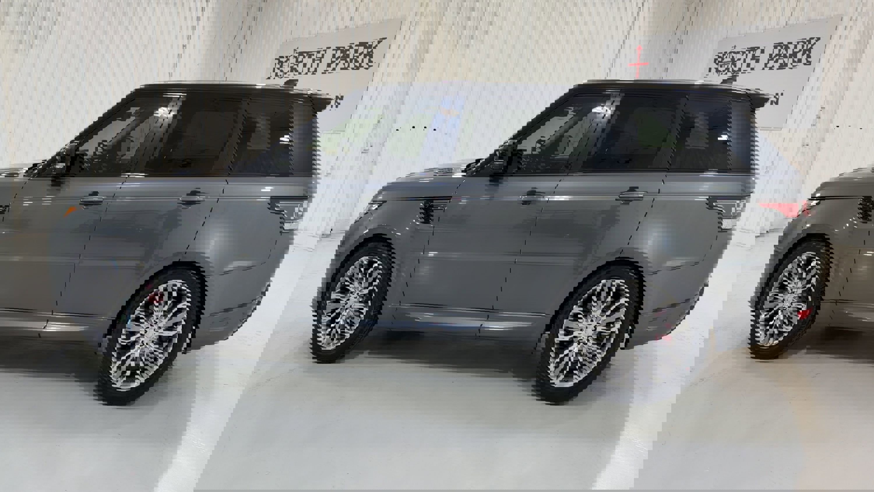 Used 2017 Land Rover Range Rover Sport Autobiography image 7