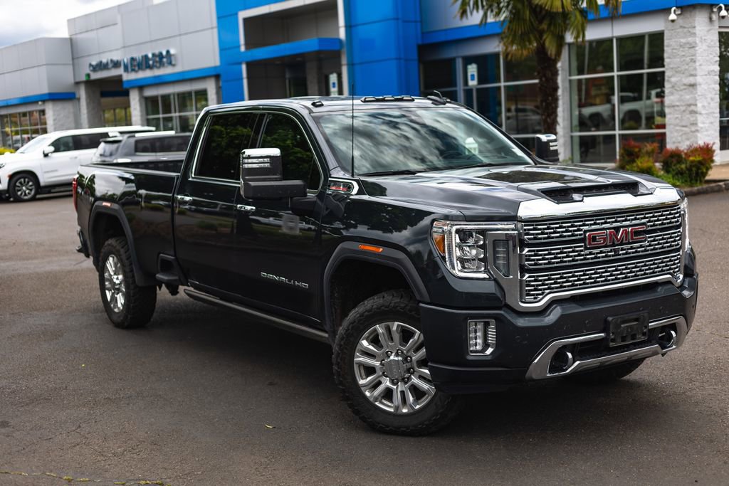 Used 2021 GMC Sierra 3500 Denali w/ Denali Ultimate Package AWD/4WD image 2
