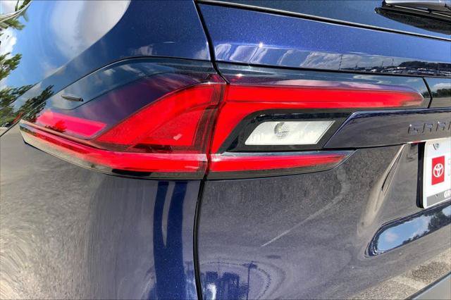 Certified 2026 Toyota Grand Highlander FWD image 28