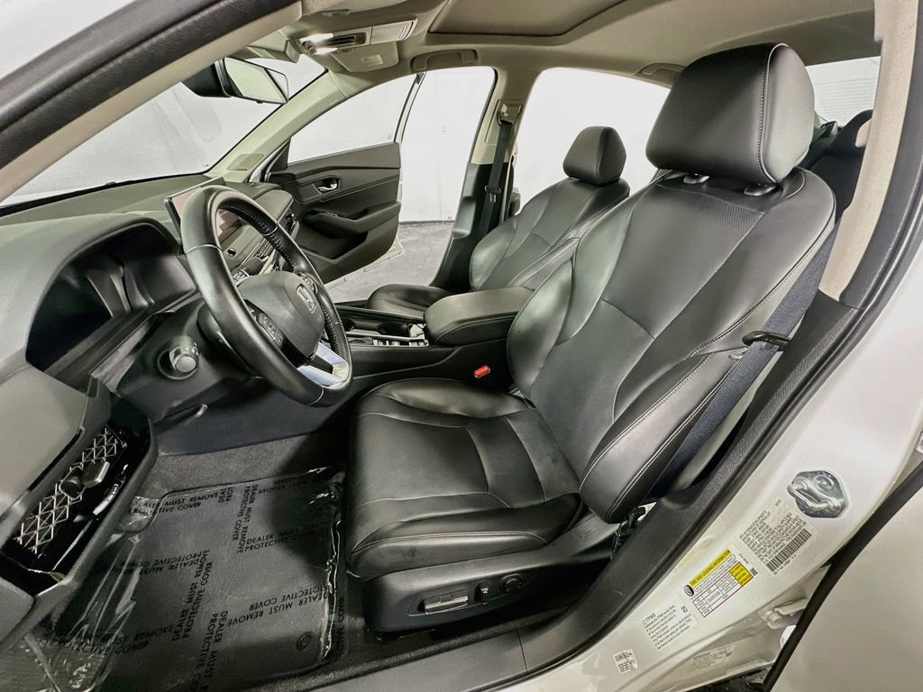 Used 2023 Honda Accord Touring image 17