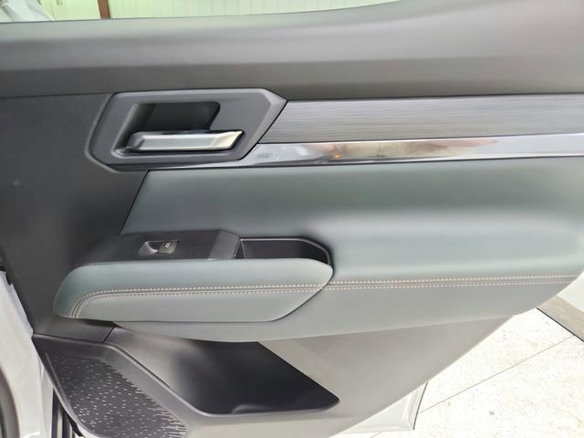 New 2026 GMC Terrain AT4 w/ Technology Package II AWD/4WD image 47