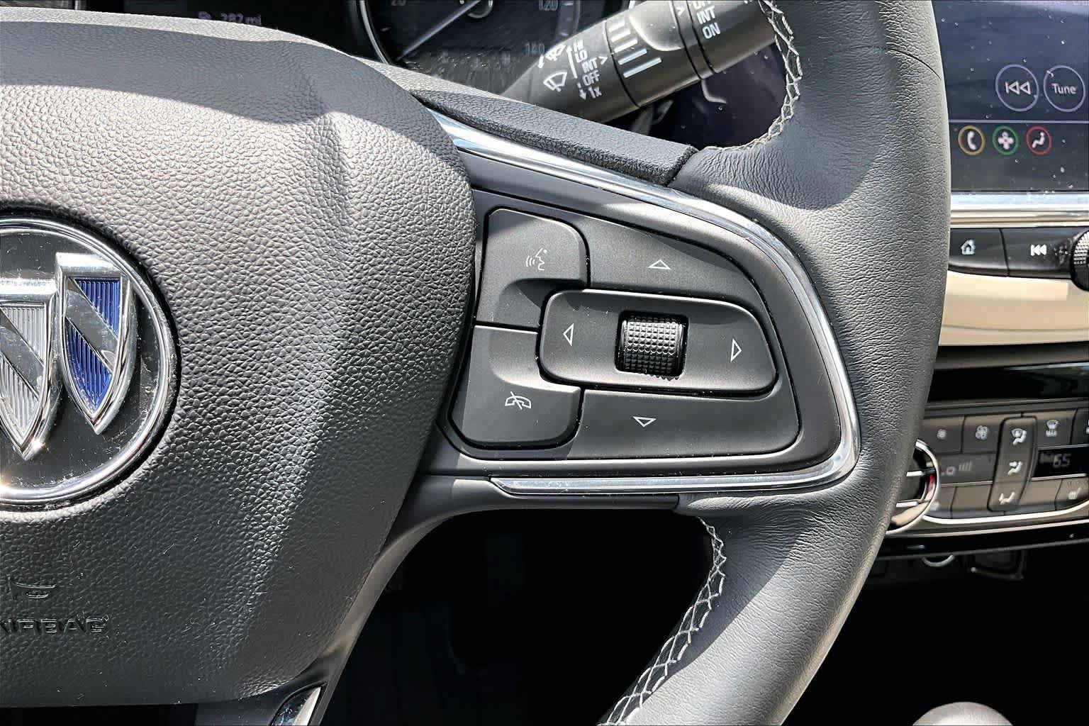 Used 2023 Buick Encore GX Select w/ Sport Touring Package FWD image 23
