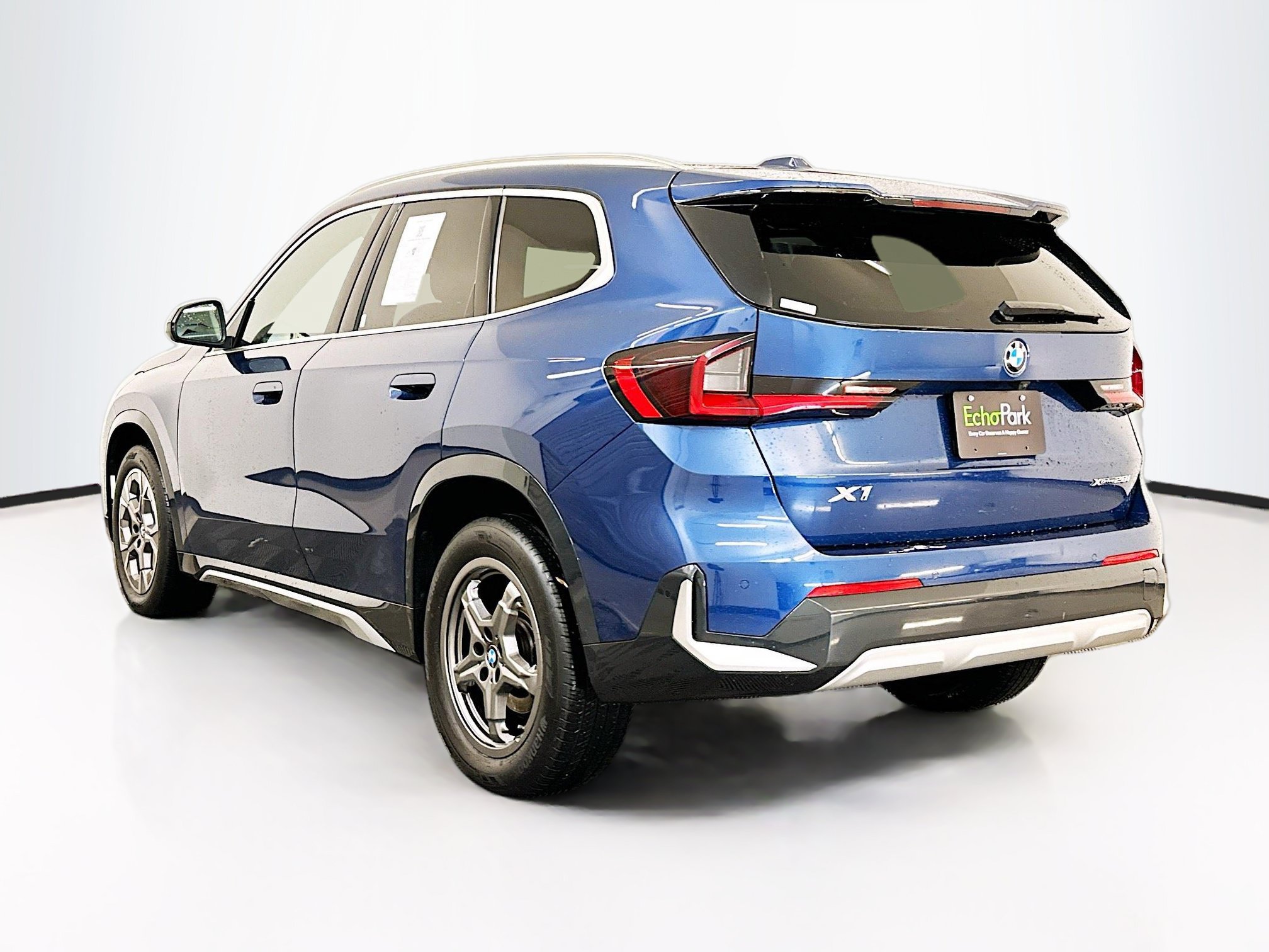 Used 2025 BMW X1 xDrive28i AWD/4WD image 5