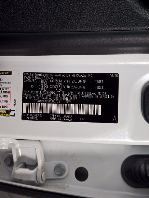 Used 2025 Lexus RX 350 FWD w/ Accessory Package image 30