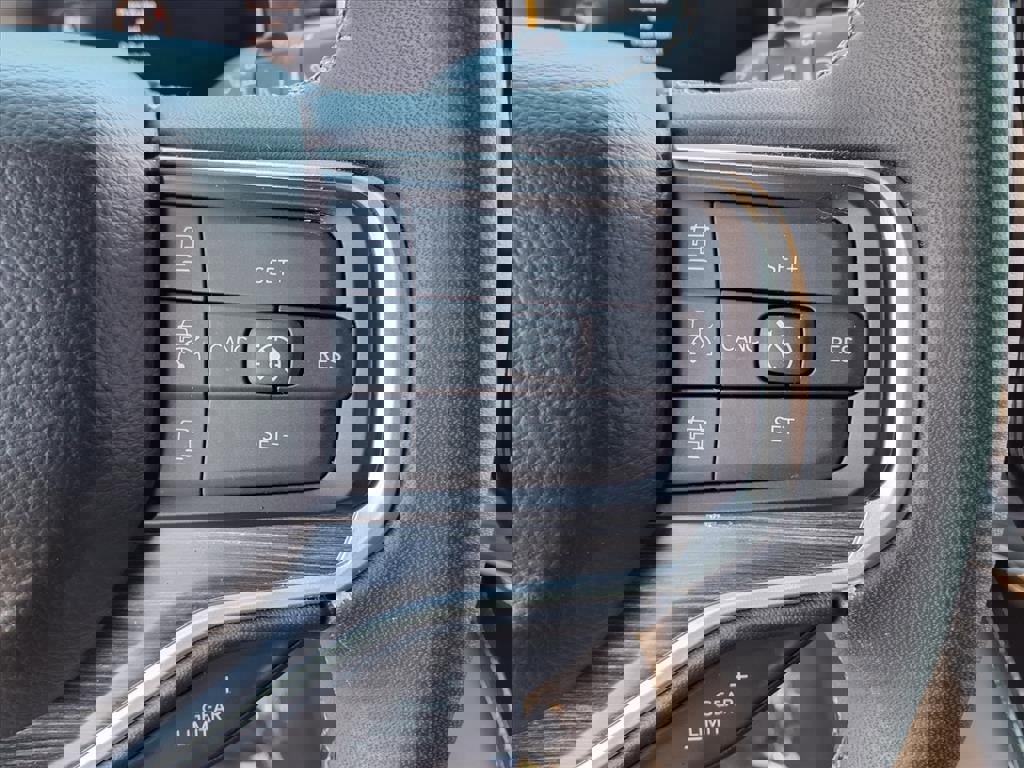 Used 2024 Jeep Wagoneer L Series II w/ Premium Group I image 10