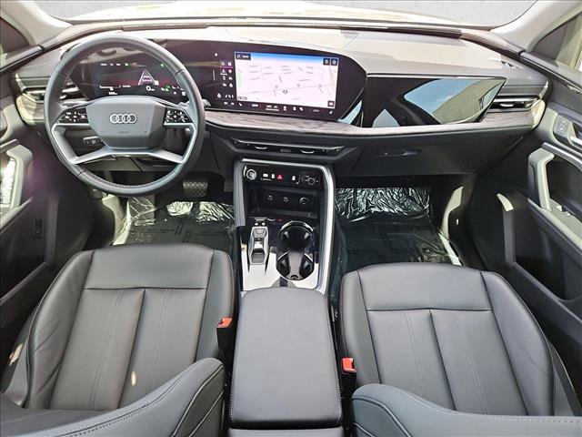 Certified 2025 Audi Q5 Premium w/ Convenience Package AWD/4WD image 22