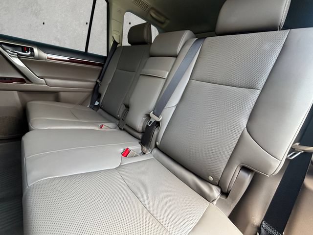 Used 2019 Lexus GX 460 Premium AWD/4WD image 28
