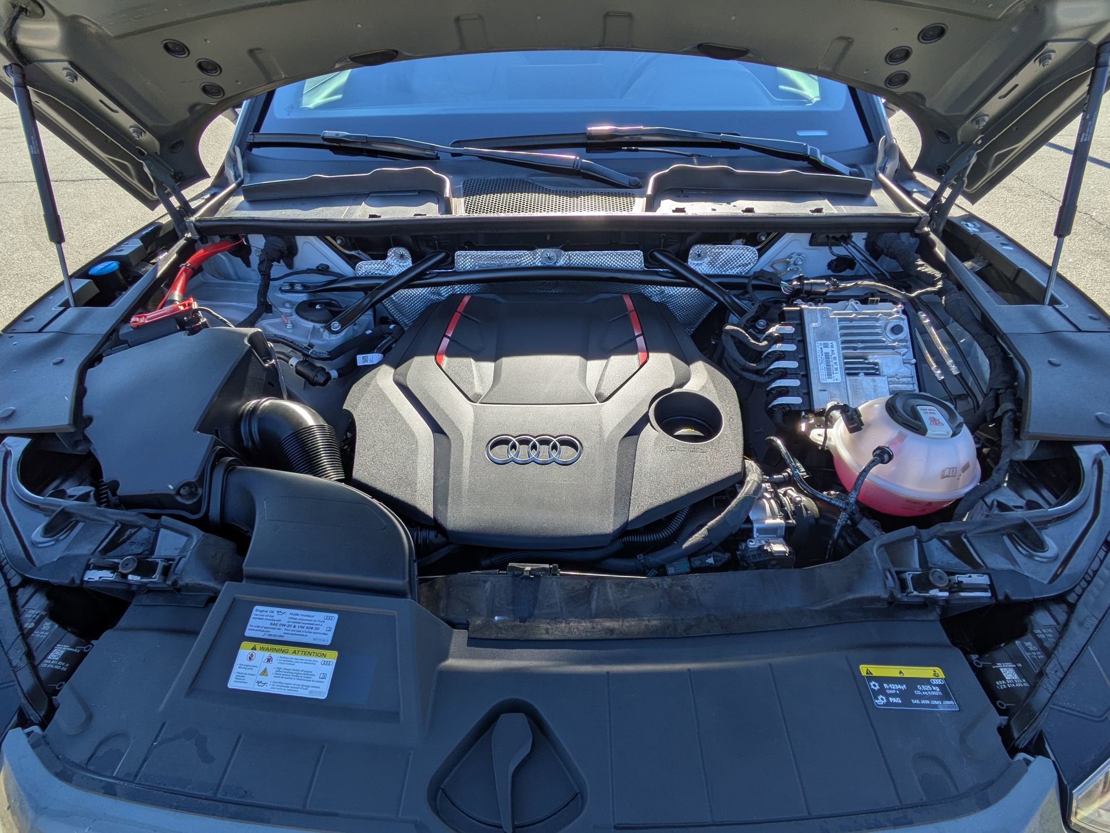 Used 2024 Audi SQ5 Premium Plus w/ Premium Plus Package image 30