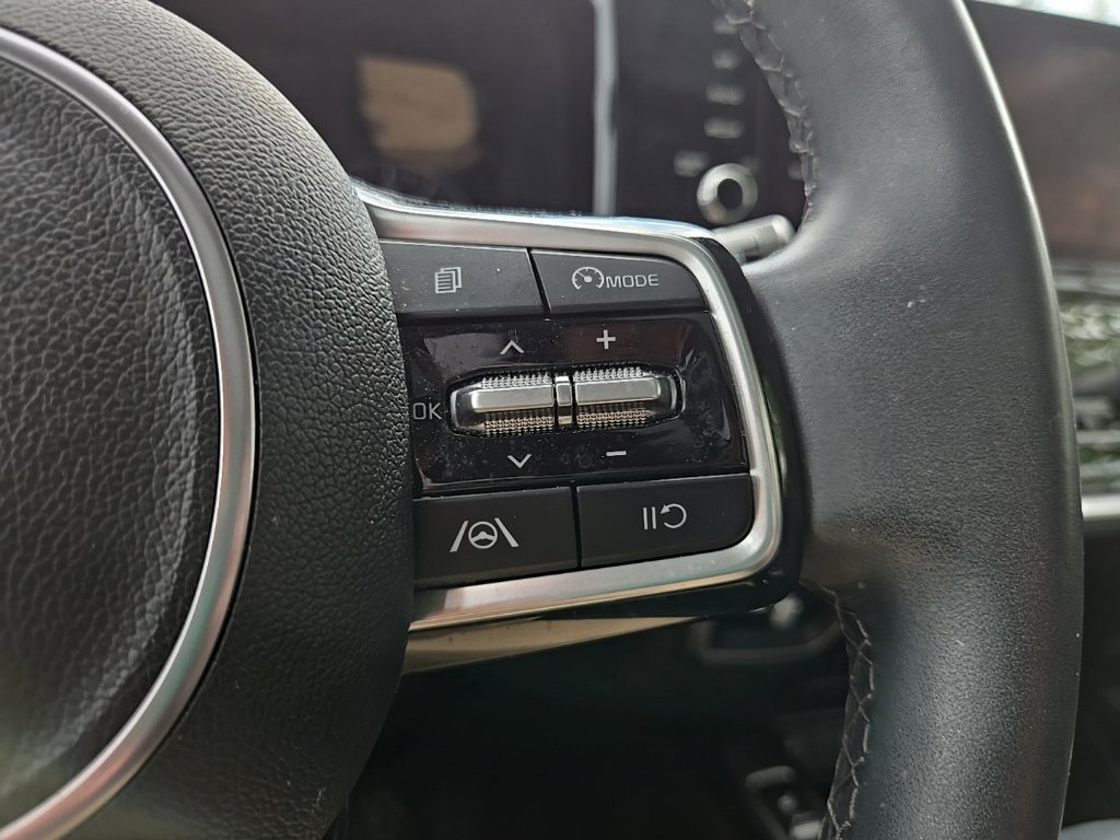 Certified 2023 Kia Sorento S w/ Panoramic Sunroof Package AWD/4WD image 14