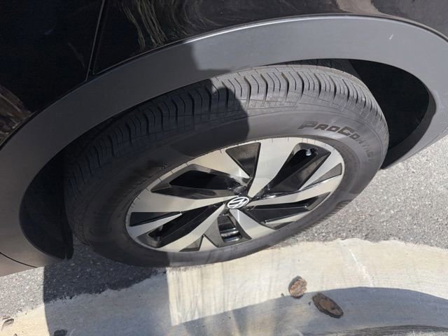 Used 2025 Volkswagen ID.4 Pro RWD image 5