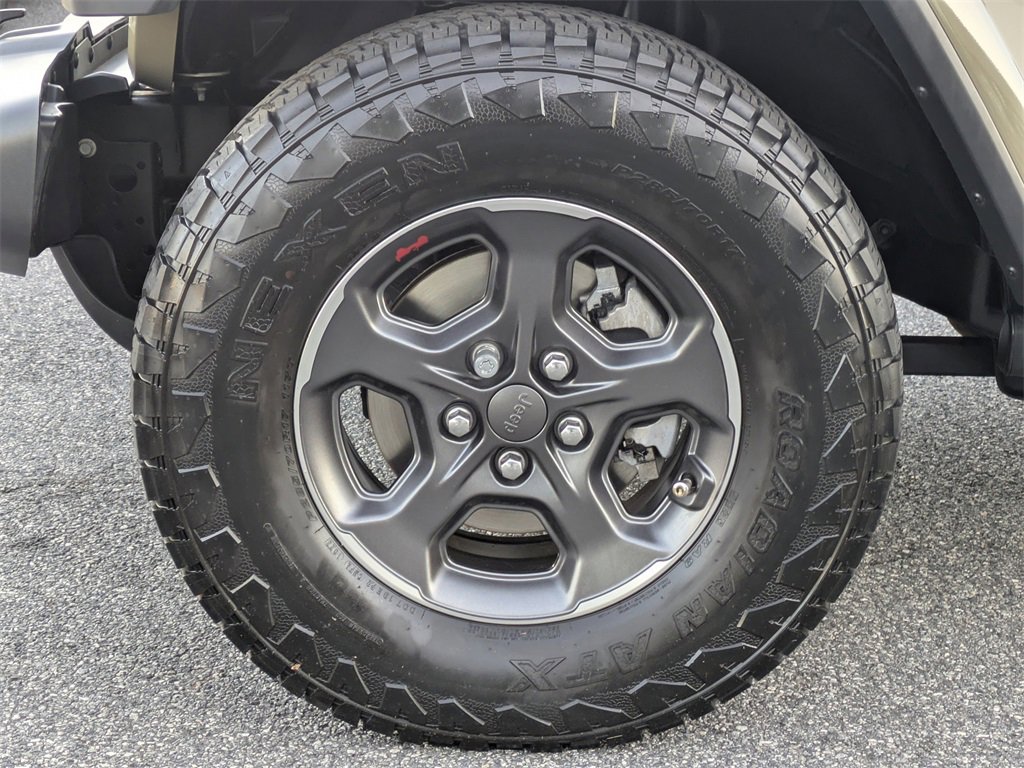 Used 2020 Jeep Gladiator Sport w/ Quick Order Package 24S image 10