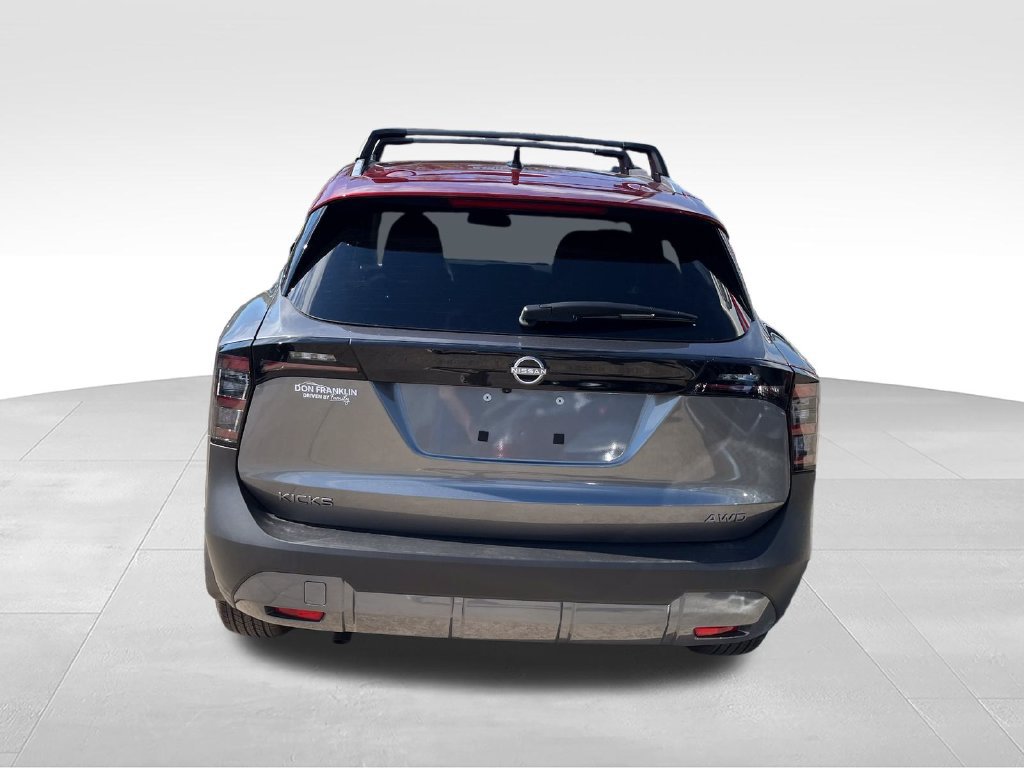 New 2027 Nissan Kicks SV AWD/4WD image 4
