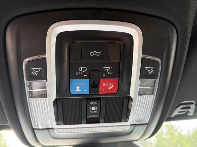 Used 2025 RAM 1500 Big Horn AWD/4WD image 23