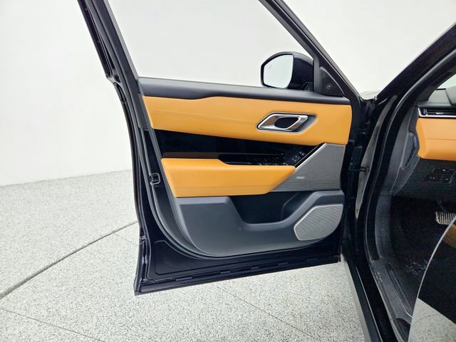 Used 2020 Land Rover Range Rover Velar SV Autobiography Dynamic image 24