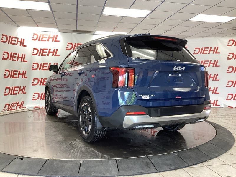 New 2026 Kia Sorento S w/ S Panoramic Sunroof Package FWD image 5