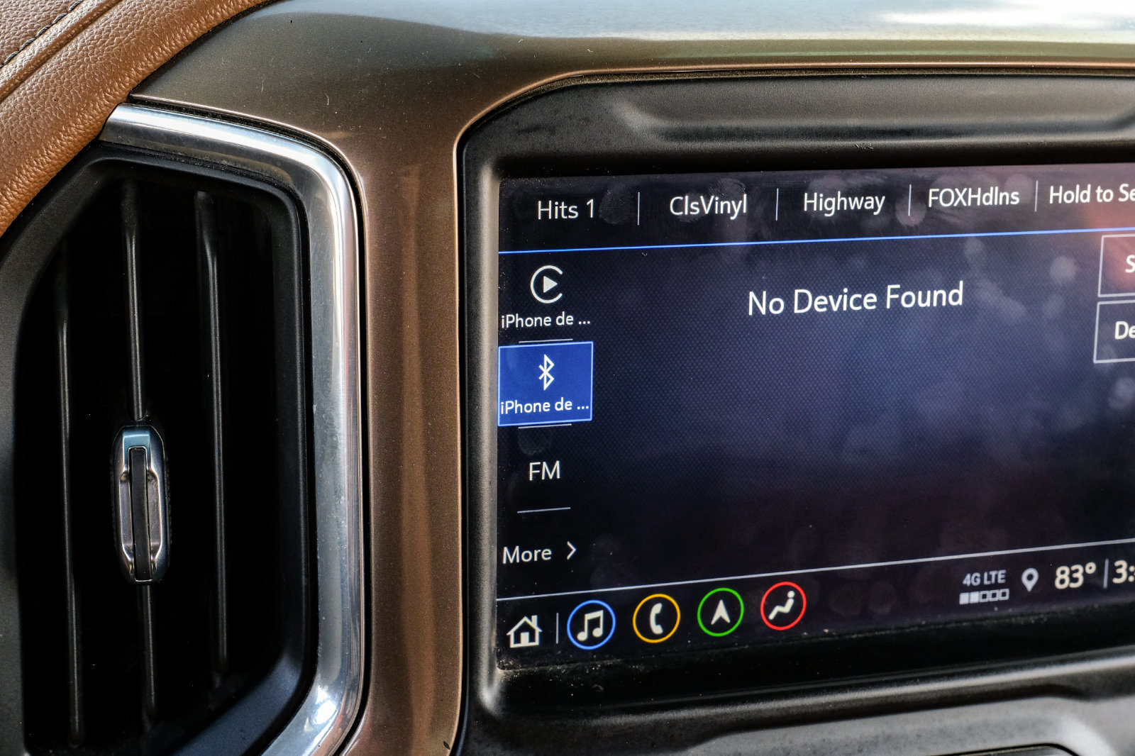 Used 2023 Chevrolet Silverado 2500 High Country w/ Technology Package AWD/4WD image 36
