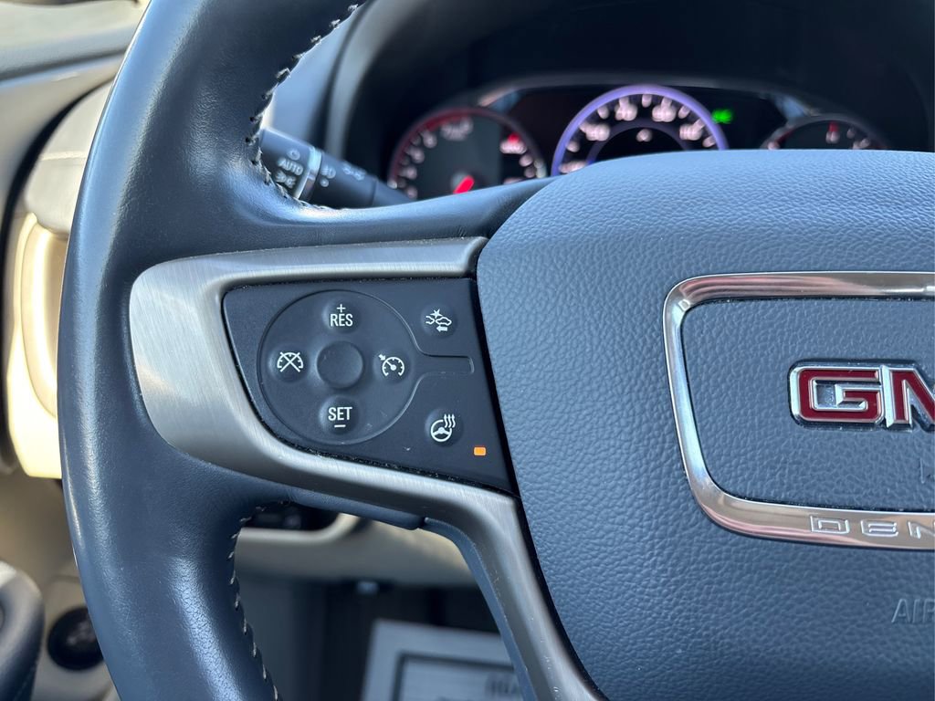 Used 2022 GMC Terrain Denali w/ Denali Premium Package AWD/4WD image 30