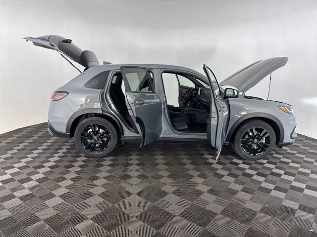 Certified 2026 Honda HR-V Sport image 17