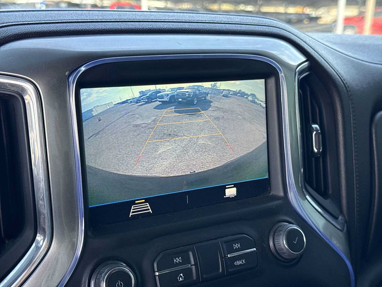 Used 2022 Chevrolet Silverado 1500 LT RWD image 24