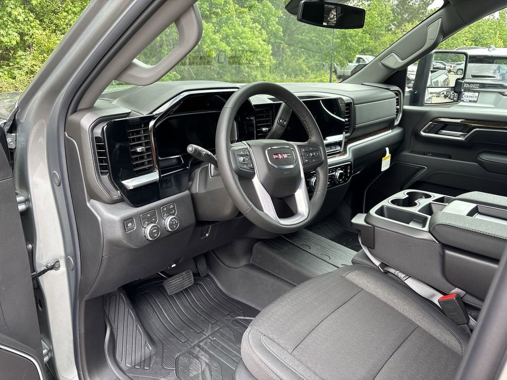 New 2026 GMC Sierra 2500 SLE w/ SLE Value Package; AWD/4WD image 10