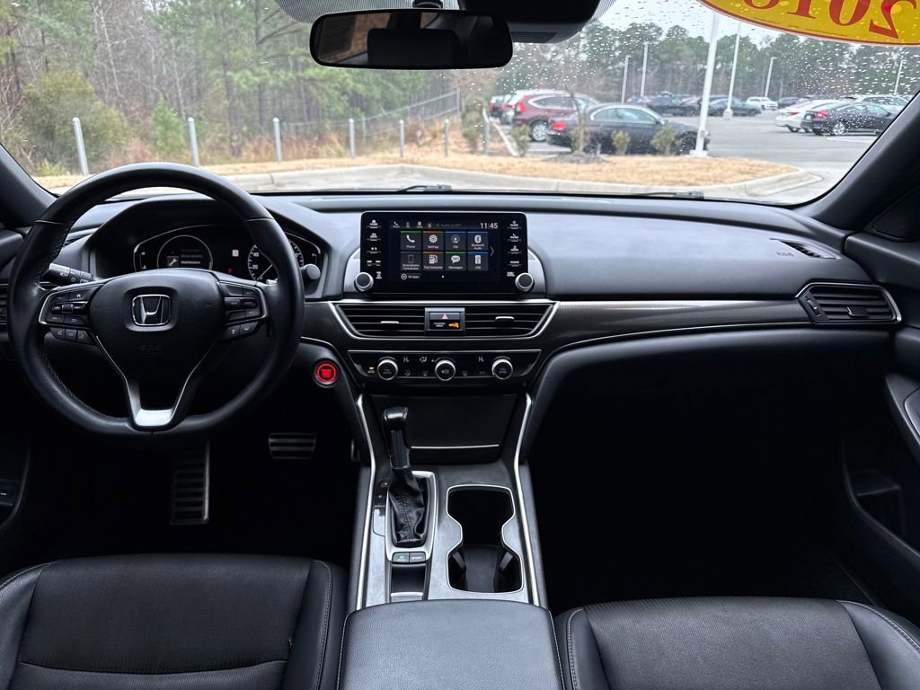 Used 2018 Honda Accord Sport image 16