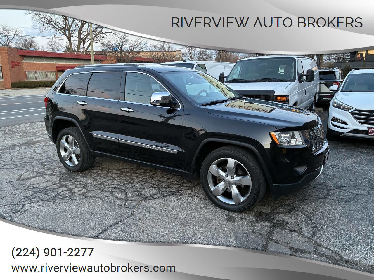 Used 2013 Jeep Grand Cherokee Overland image 1